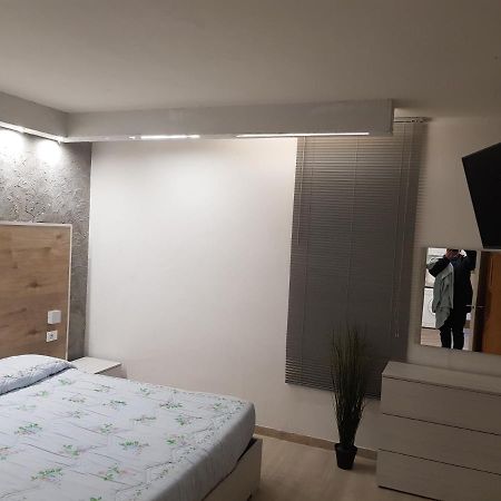 Massaro Apartments Via Bramante بيسكارا المظهر الخارجي الصورة
