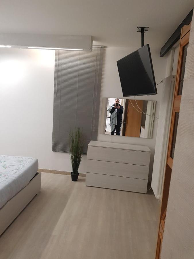 Massaro Apartments Via Bramante بيسكارا المظهر الخارجي الصورة